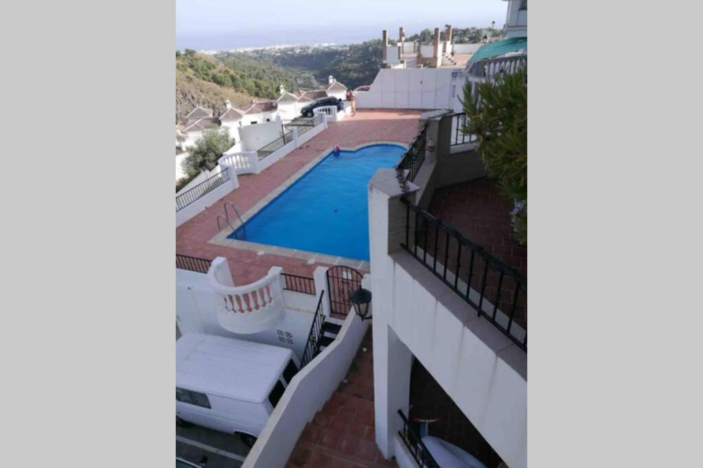 Precioso Apartamento De Dos Plantas Con Vistas フリヒリアナ エクステリア 写真